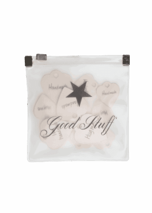 12- pieces wooden charm set - small/grey zipper bag - 'Good Stuff'